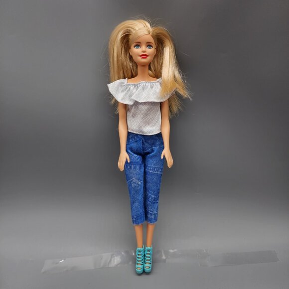 1990s Mattel Barbie Dolls Lot 4 Princess Dresses 1998-1999 Vintage Mixed - Picture 9 of 16